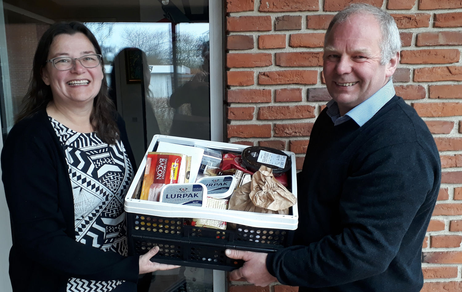 Landboforening gav påskefrokost til ældre, der ikke kunne komme ud