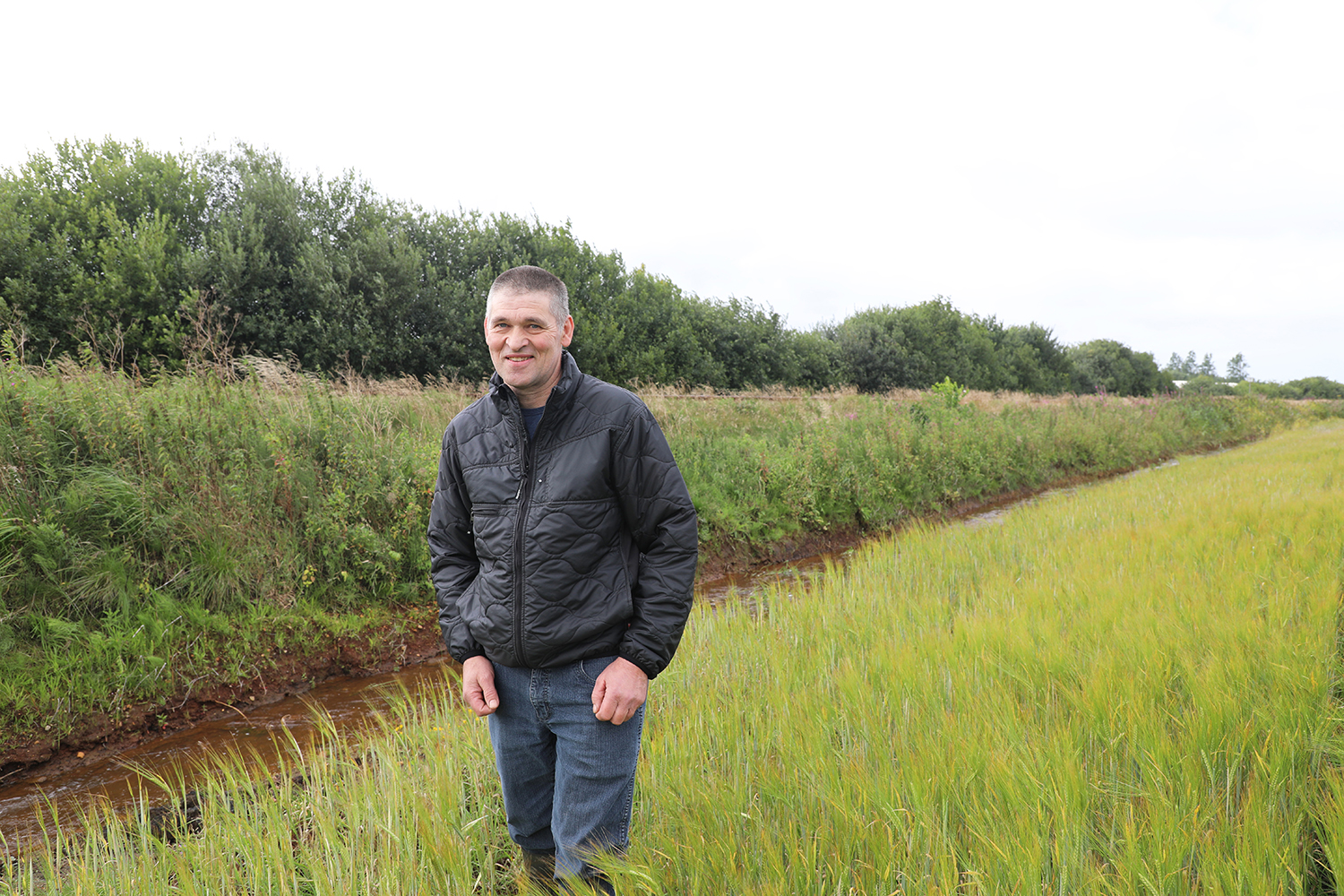 Nu står der ikke længere vand på Aksels mark