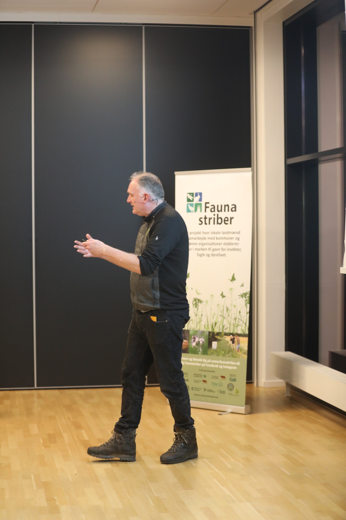 Rumvæsnerne ville sige: "Pløj hele Danmark"