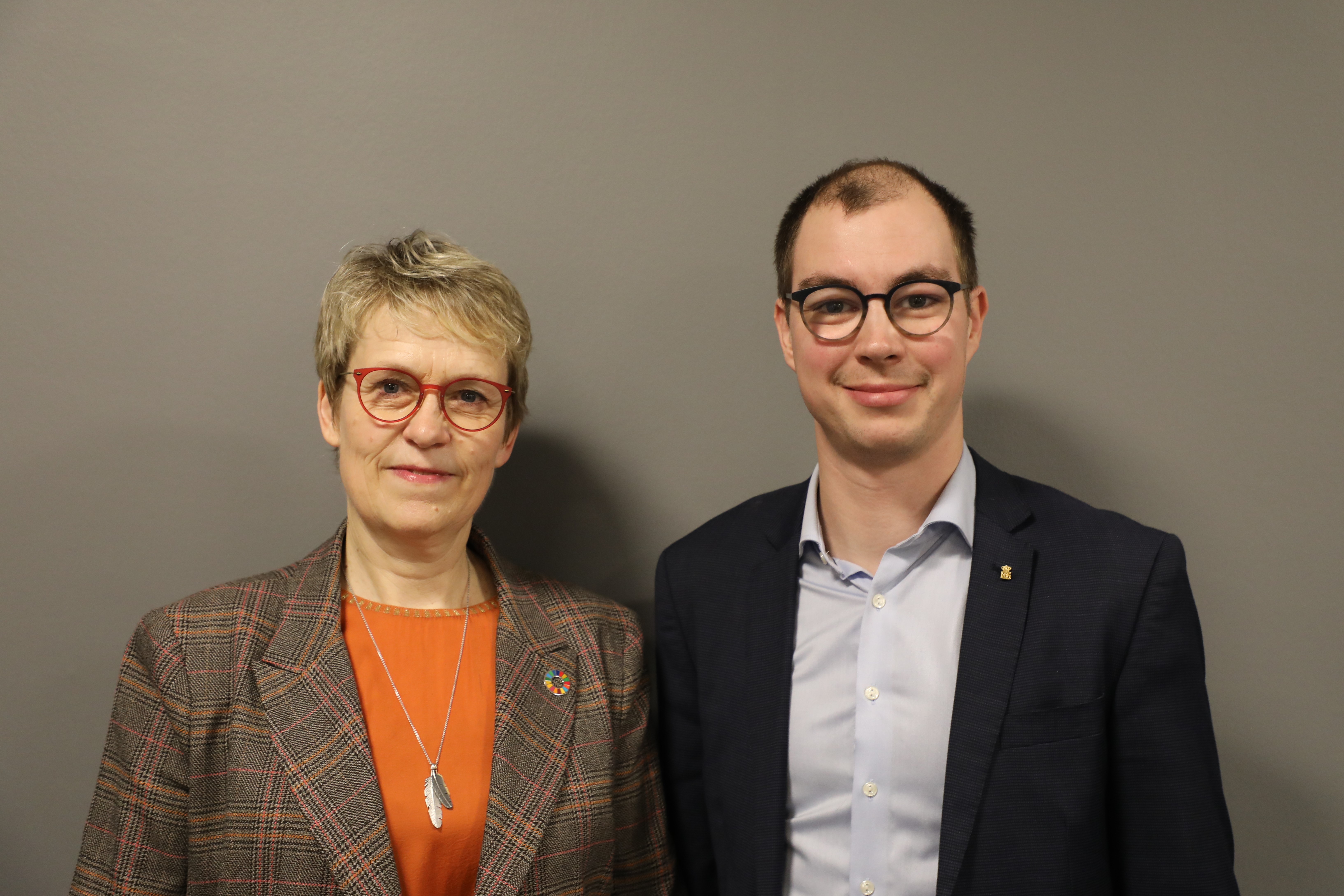 Rørende afsked med politisk familieikon og ny formand