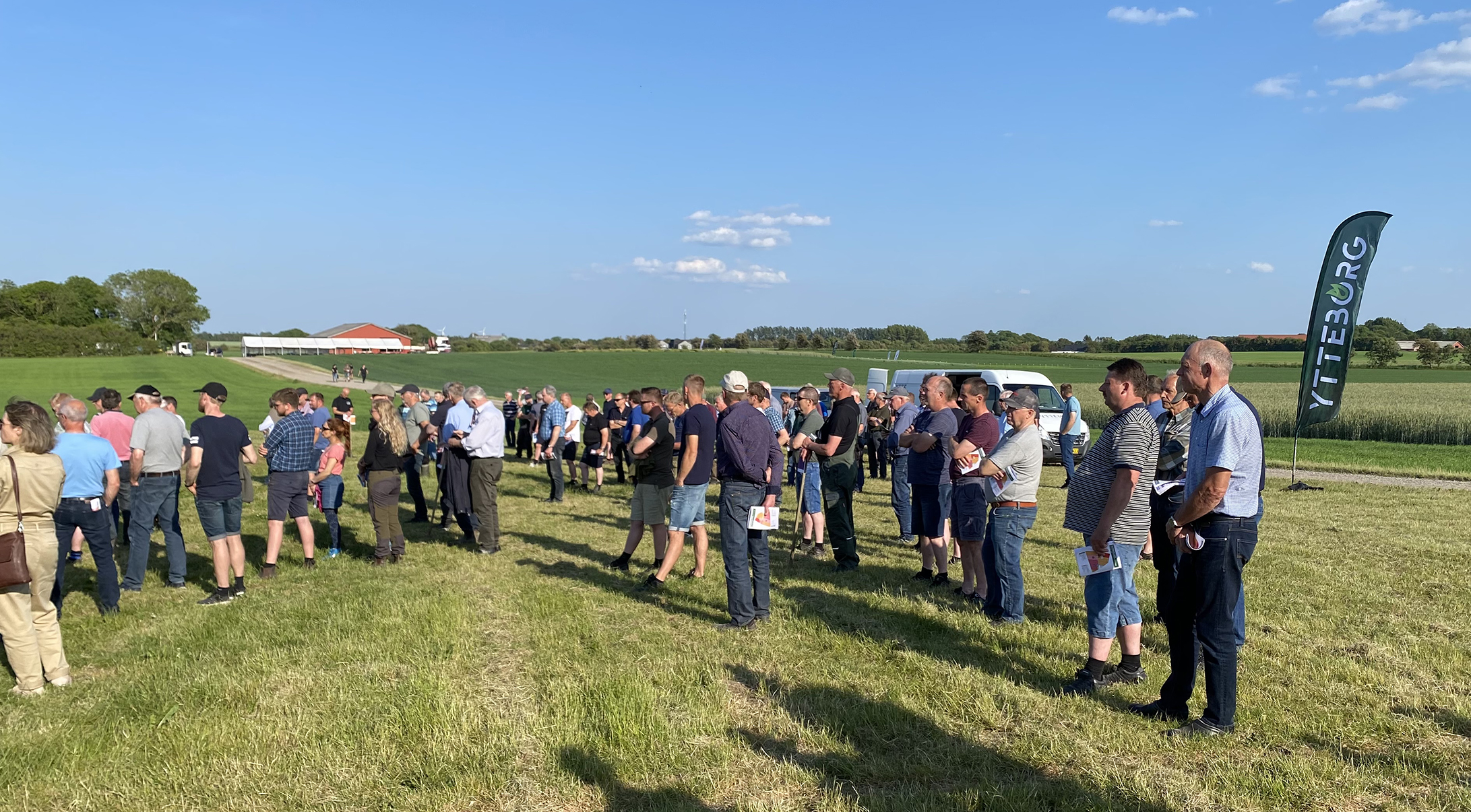 Velbesøgt Planteaften i sommervarmen