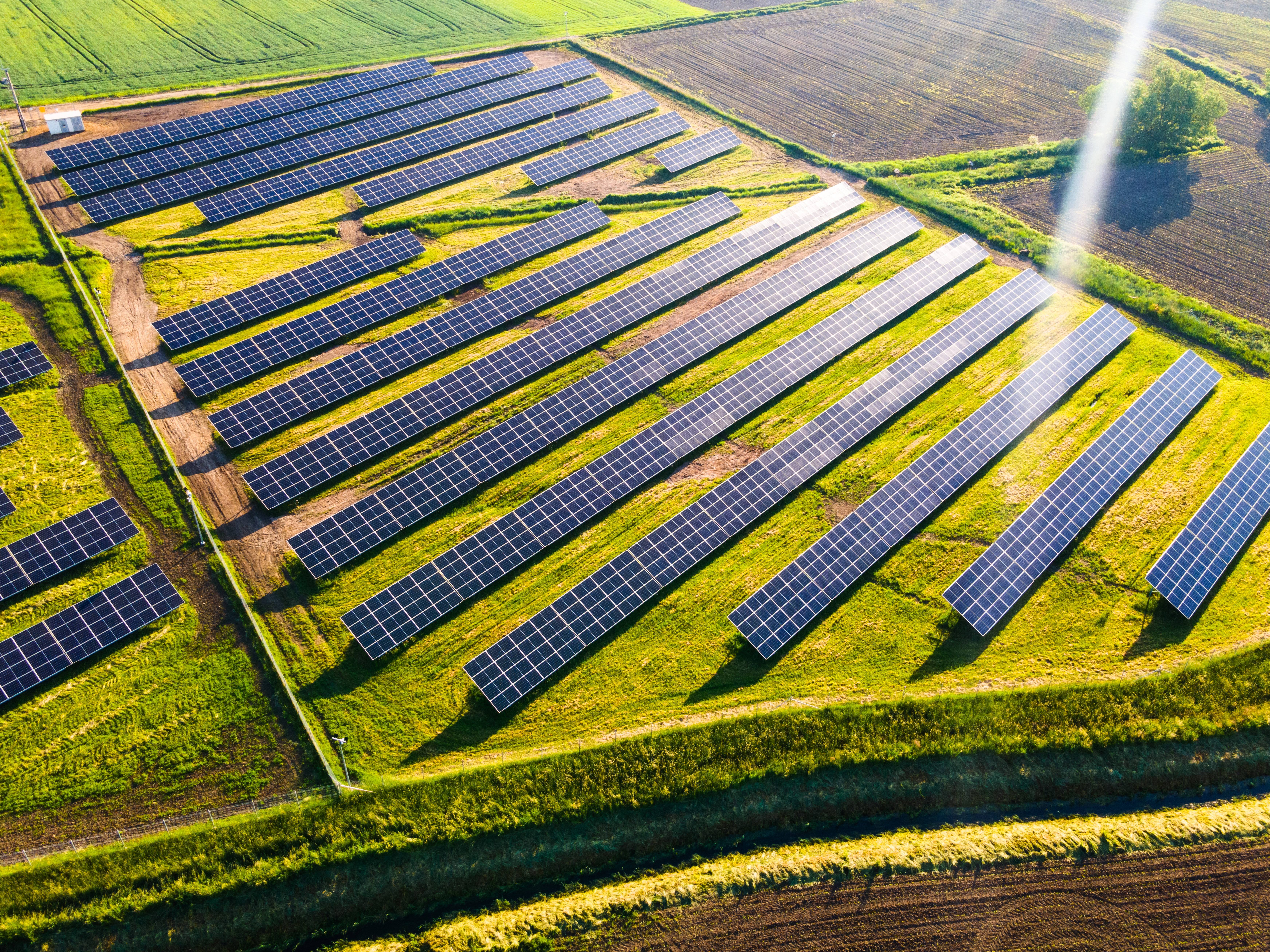 Solcellemarkedet rykker: Investeringen er billigere nu