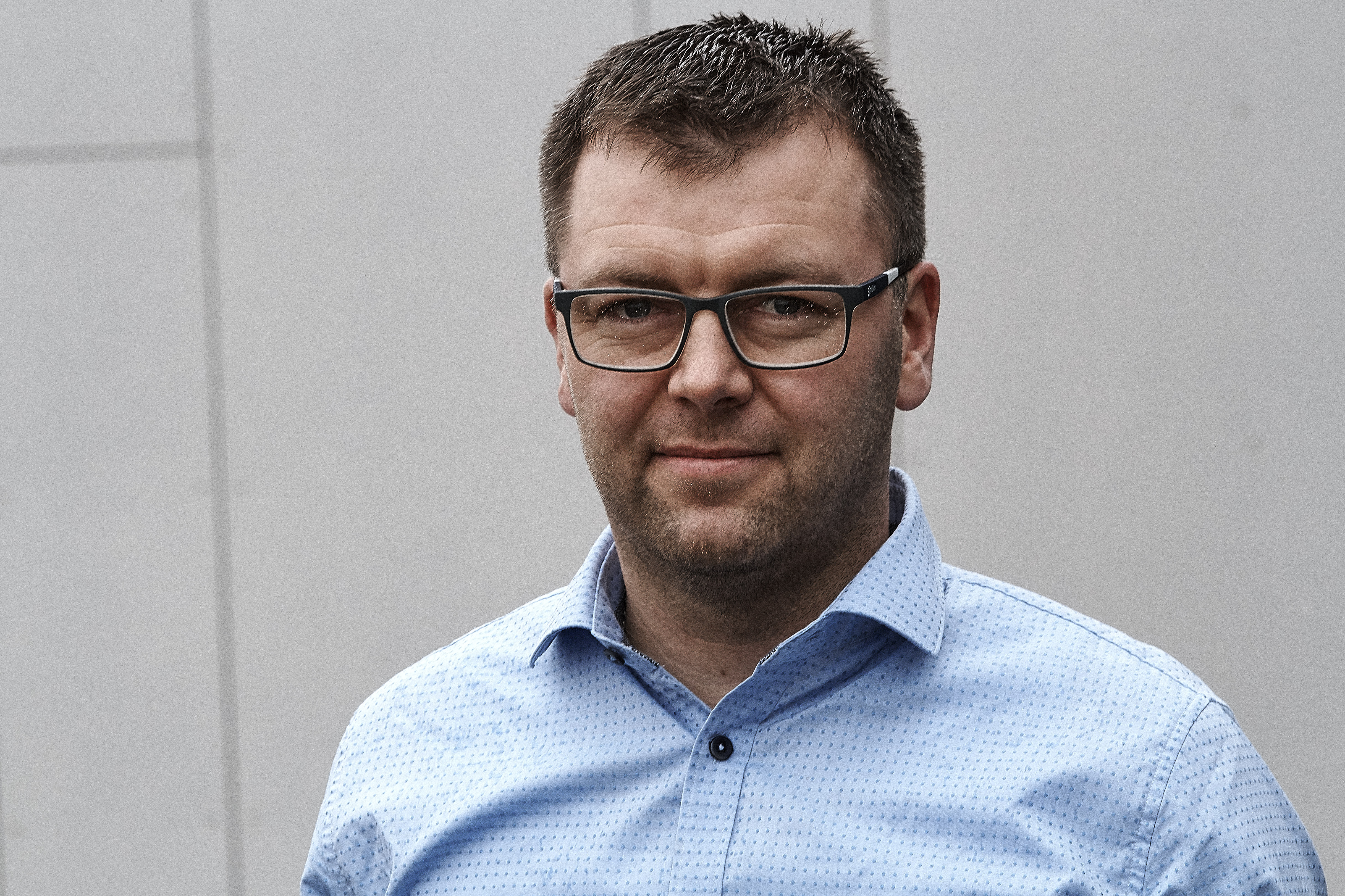 Generalforsamling spredt på 10 adresser