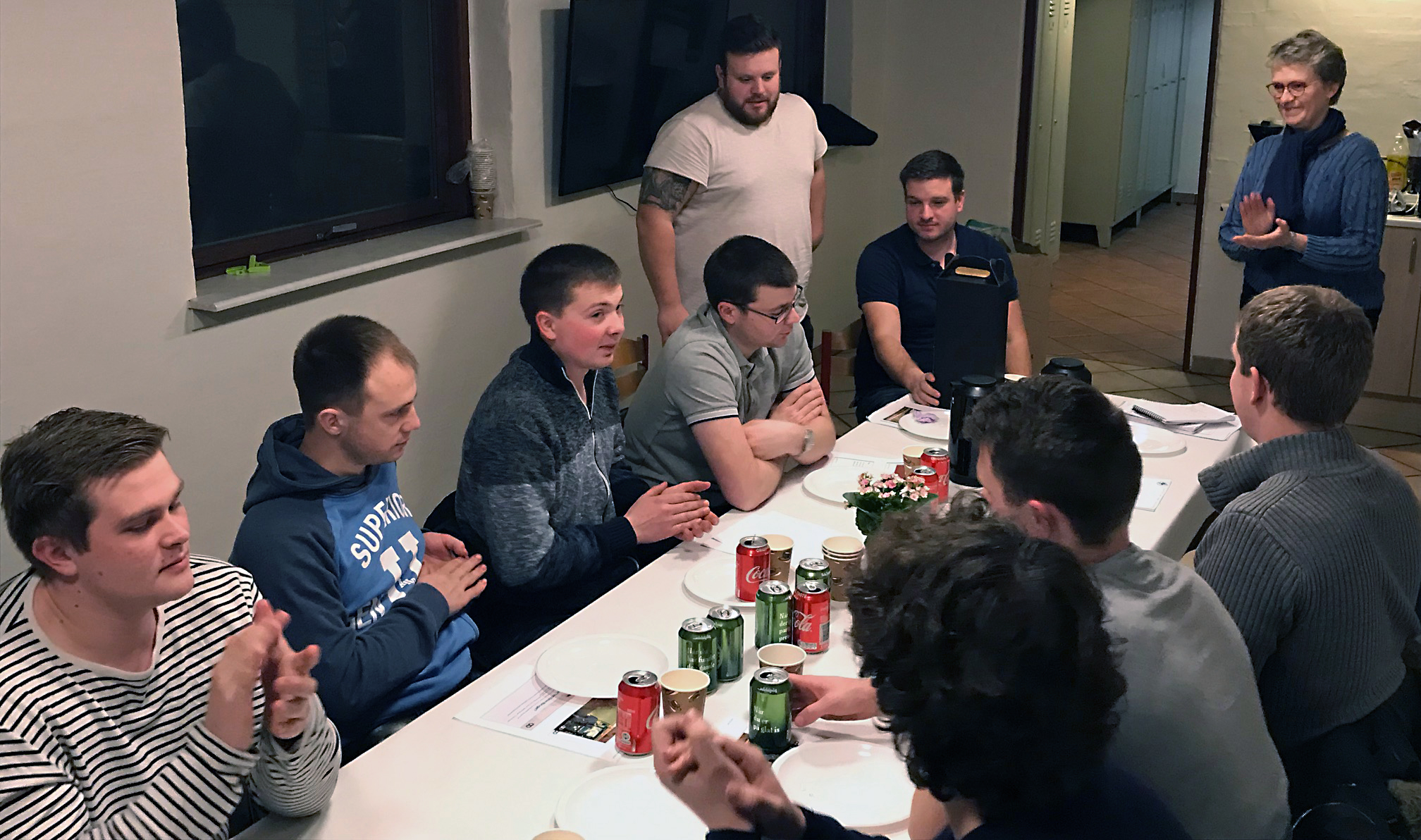 Skarpe unge på besøg hos familielandbruget